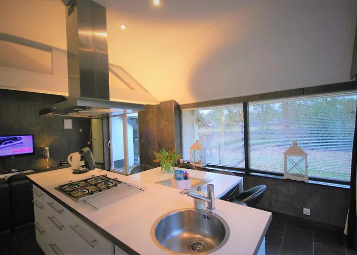 Comfortabele Vrijstaande 3 *