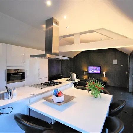 Comfortabele Vrijstaande 3 *